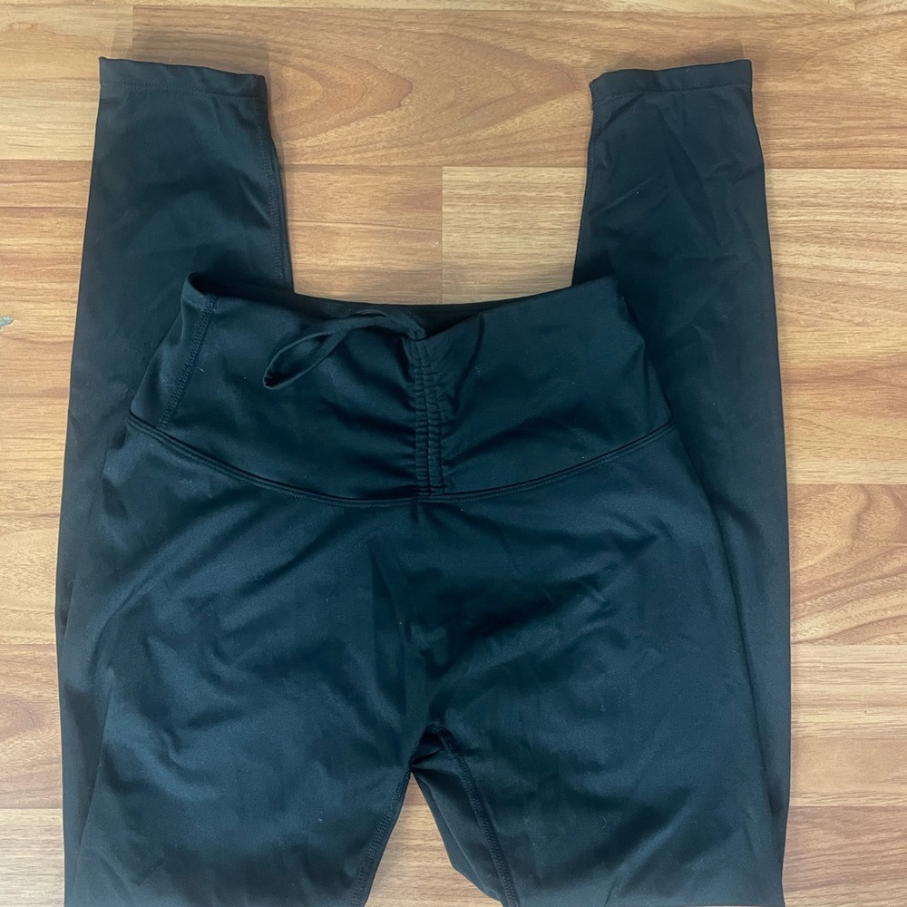 Peachybunz workout leggings